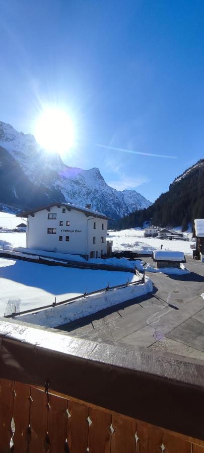 Appartement Haus Alpenrose à Sankt Leonhard im Pitztal Chambre photo