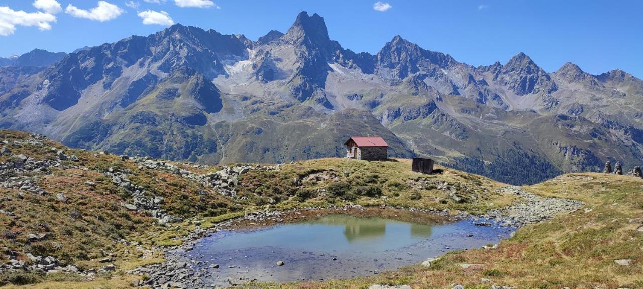 Appartement Haus Alpenrose à Sankt Leonhard im Pitztal Extérieur photo