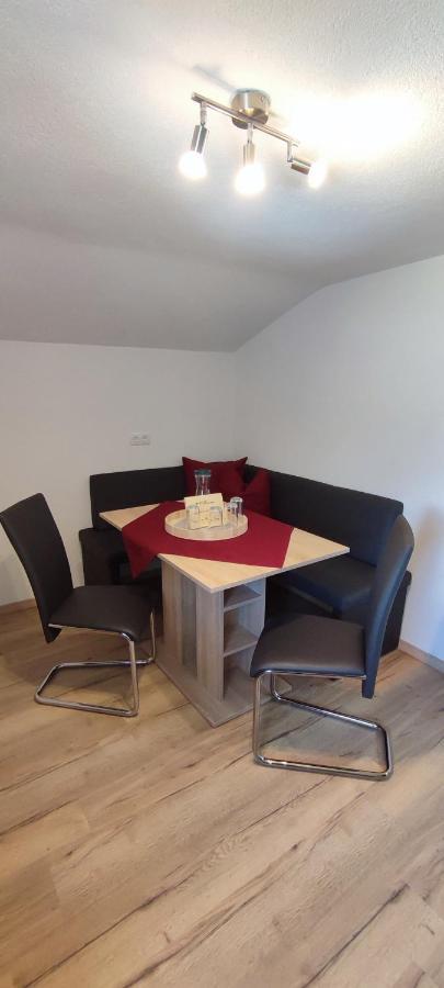 Appartement Haus Alpenrose à Sankt Leonhard im Pitztal Extérieur photo
